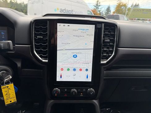 New 2025 Ford Ranger XLT w/ Black Appearance Package AWD/4WD image 24