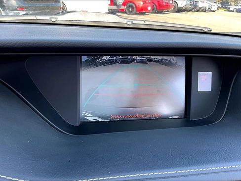 Used 2014 Lexus ES 300h Hybrid image 23