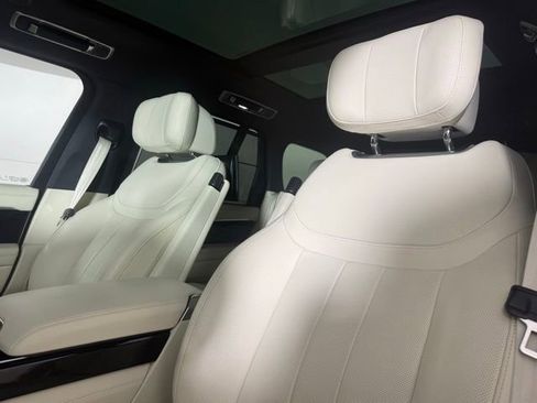 Used 2025 Land Rover Range Rover Autobiography AWD/4WD image 5