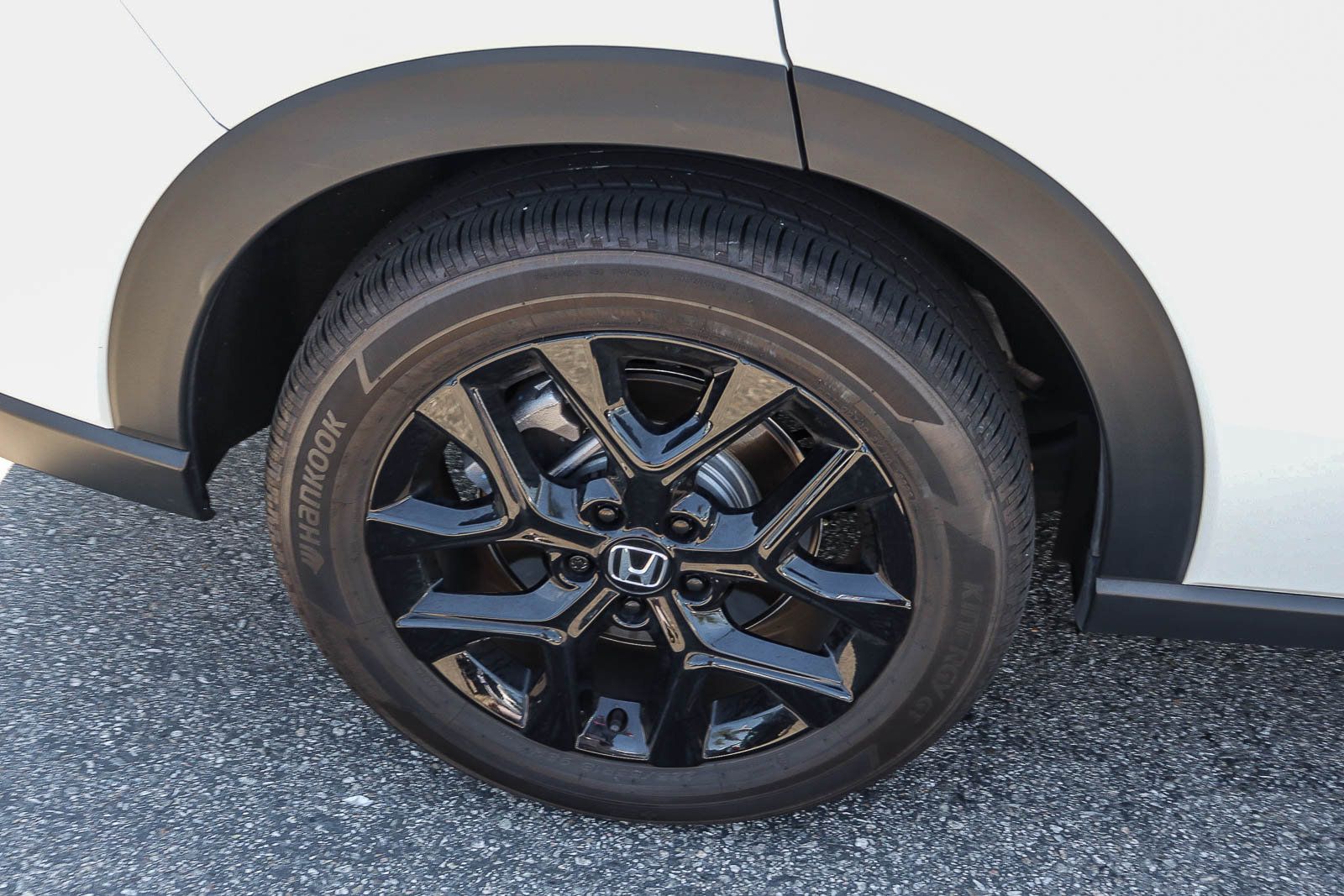 Used 2024 Honda HR-V Sport image 8