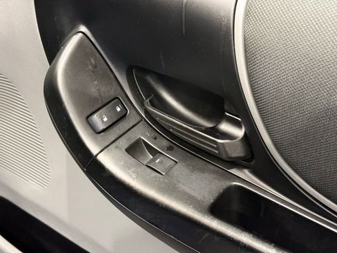 Used 2011 Ford Ranger XLT image 22