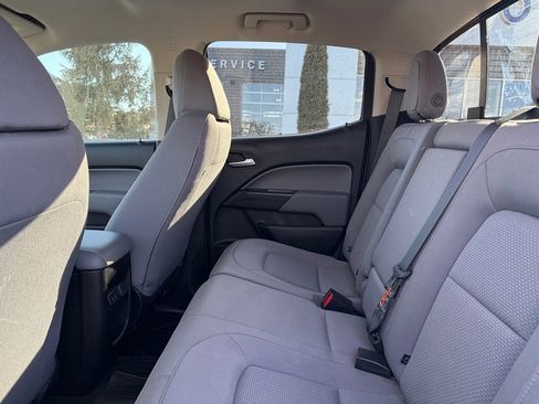 Used 2018 Chevrolet Colorado LT w/ LT Convenience Package image 6