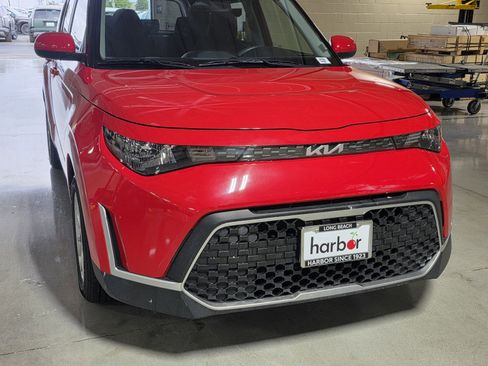 Used 2023 Kia Soul LX w/ Option Group 015 image 9