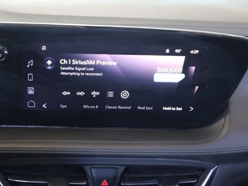 Used 2024 Buick Encore GX Sport Touring AWD/4WD image 18