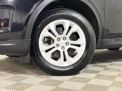 Used 2020 Land Rover Discovery Sport S image 2