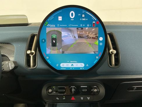 Certified 2025 MINI Cooper Countryman S w/ Comfort Package Max image 9