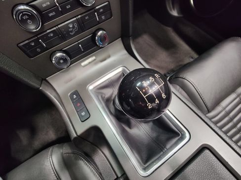 Used 2013 Ford Mustang Shelby GT500 RWD image 61