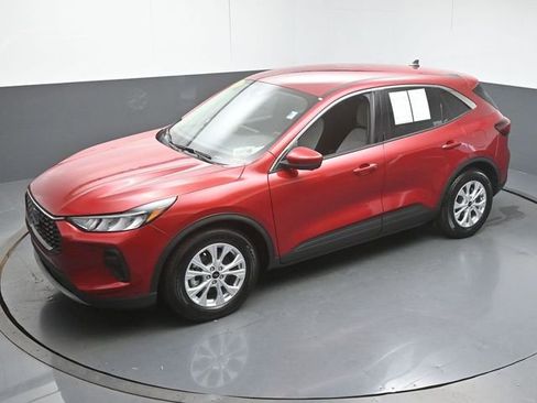 Used 2023 Ford Escape Active w/ Tech Pack #2 FWD image 42