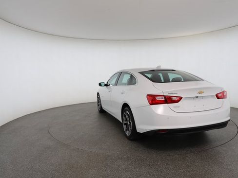 Used 2024 Chevrolet Malibu LT image 12