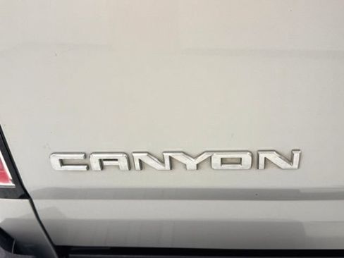 Used 2017 GMC Canyon Denali AWD/4WD image 13