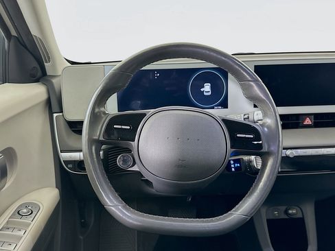 Used 2024 Hyundai Ioniq 5 SEL image 18