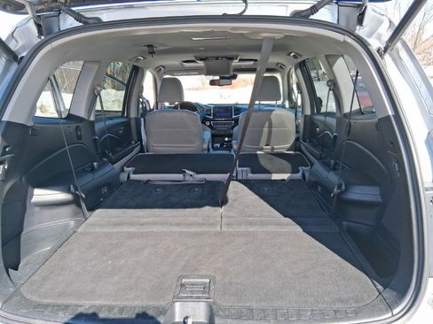 Used 2018 Honda Pilot Touring image 27