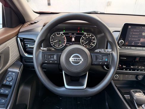 Used 2021 Nissan Rogue SV image 20