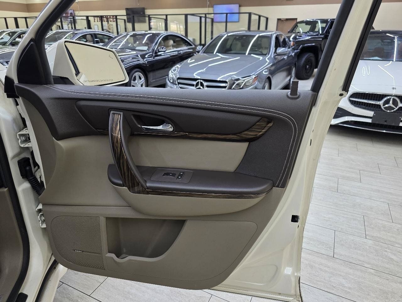 Used 2013 GMC Acadia Denali FWD image 39
