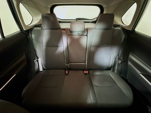 Used 2020 Toyota RAV4 LE w/ Carpet Mat Package AWD/4WD image 29