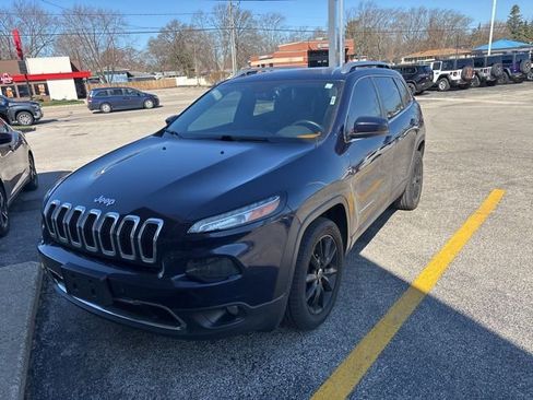 Used 2016 Jeep Cherokee Limited w/ Luxury Group image 2