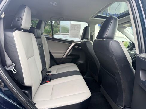 Used 2018 Toyota RAV4 Limited w/ Advanced Technology Package AWD/4WD image 15