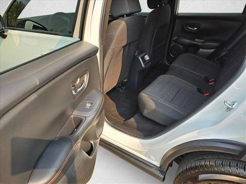 Used 2025 Honda HR-V Sport image 16