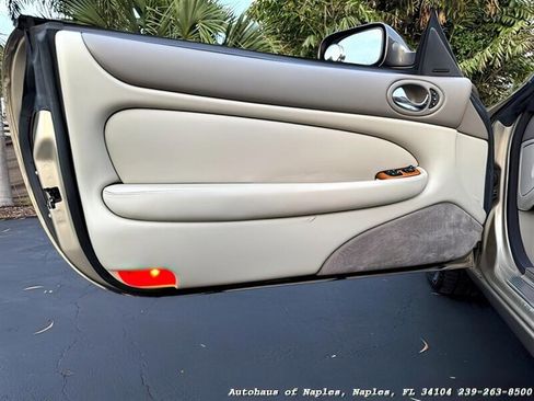 Used 1998 Jaguar XK8 Convertible RWD image 28