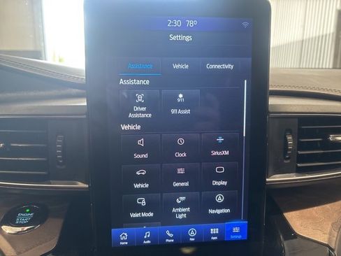 Used 2021 Ford Explorer Platinum w/ Equipment Group 601A image 21