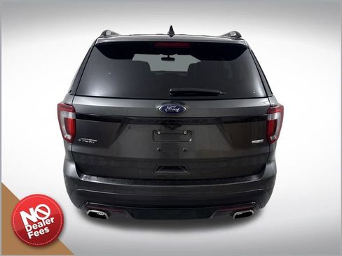 Used 2017 Ford Explorer Sport w/ Equipment Group 401A image 5