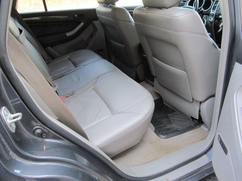 Used 2005 Toyota 4Runner Limited AWD/4WD image 20