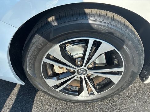Certified 2023 Nissan Sentra SV w/ Trunk Package FWD image 12