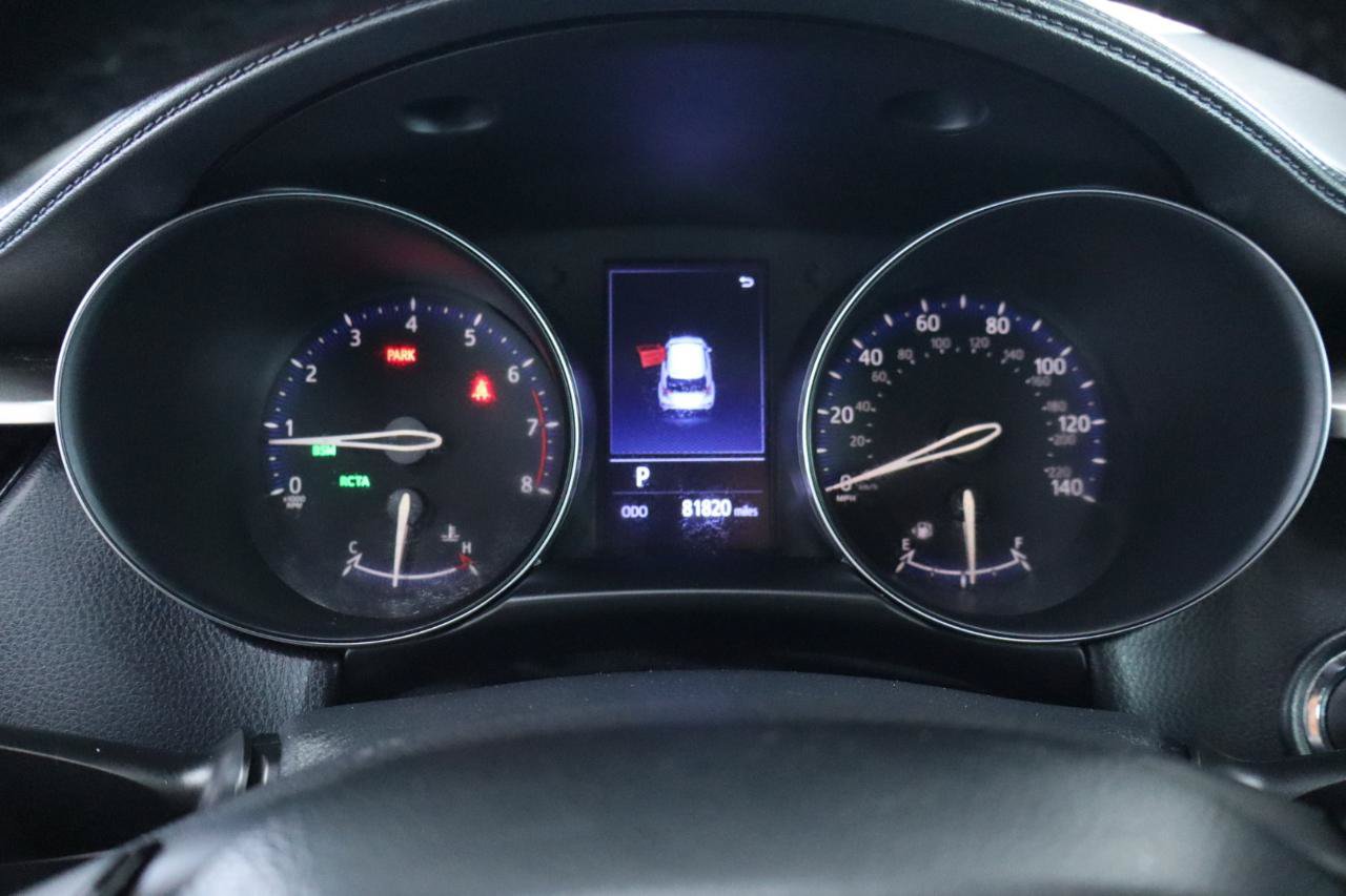 Used 2019 Toyota C-HR XLE FWD image 21