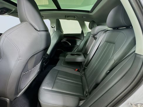Used 2025 Audi Q5 Premium Plus w/ Premium Plus AWD/4WD image 39