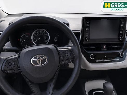 Used 2020 Toyota Corolla LE FWD image 8