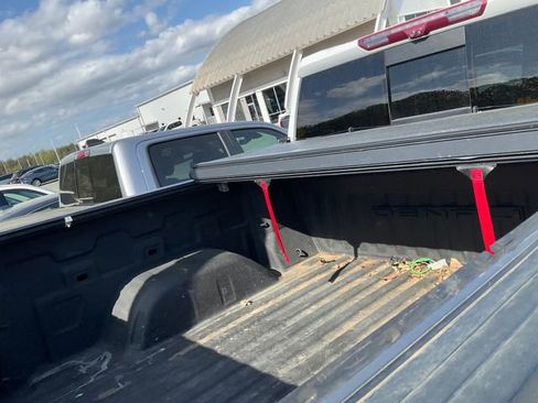 Used 2022 GMC Sierra 1500 Denali w/ Denali Reserve Package image 7