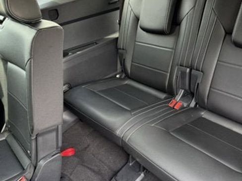 Certified 2022 Volkswagen Atlas SE image 13