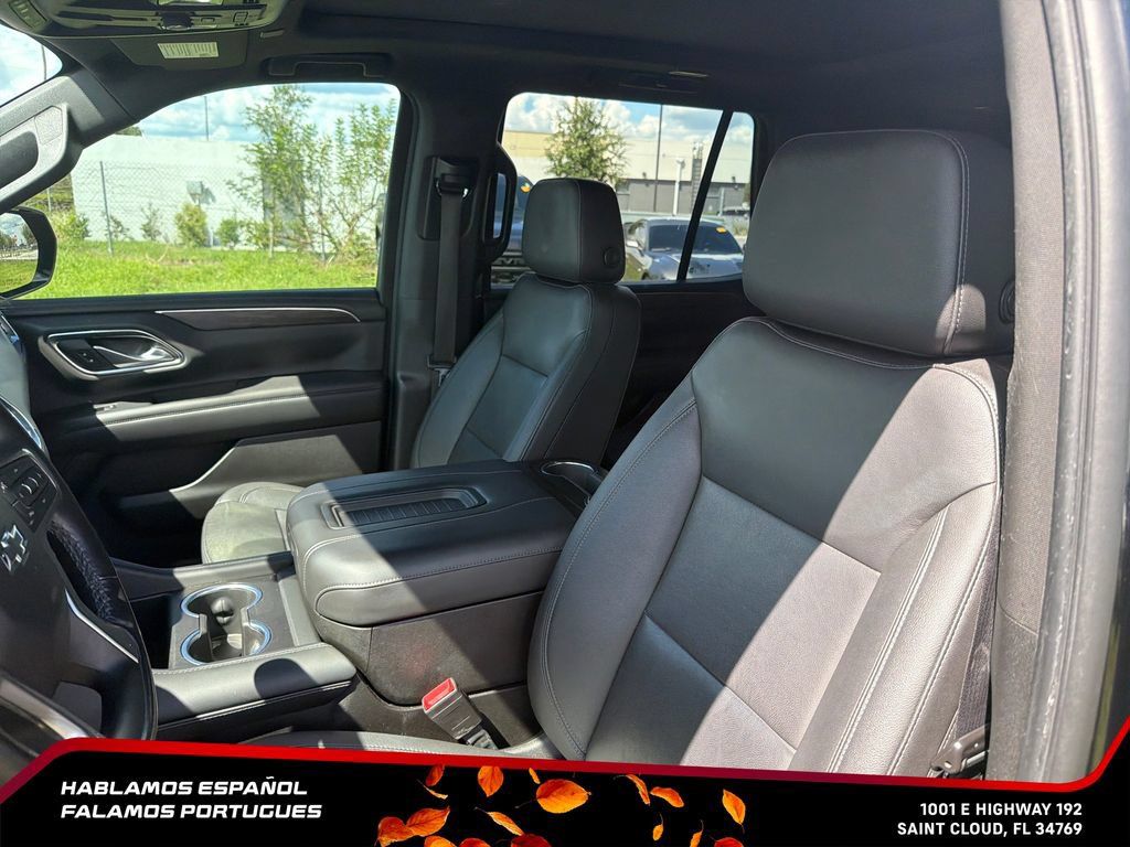 Used 2022 Chevrolet Tahoe Z71 w/ Z71 Off-Road Package AWD/4WD image 16