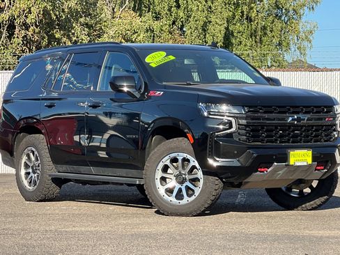 Used 2022 Chevrolet Tahoe Z71 image 2
