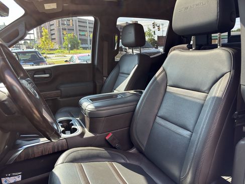 Used 2021 GMC Sierra 1500 Denali w/ Technology Package AWD/4WD image 12