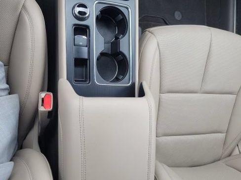 Certified 2023 Lincoln Corsair AWD w/ Equipment Group 101A image 41