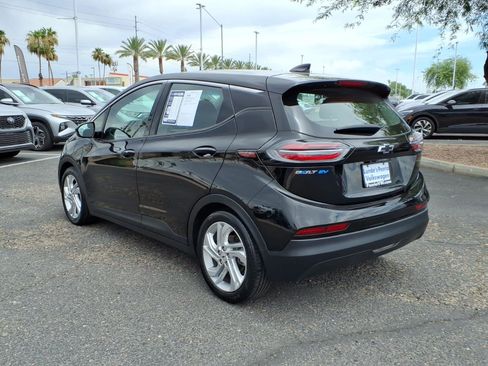 Used 2022 Chevrolet Bolt LT FWD image 6