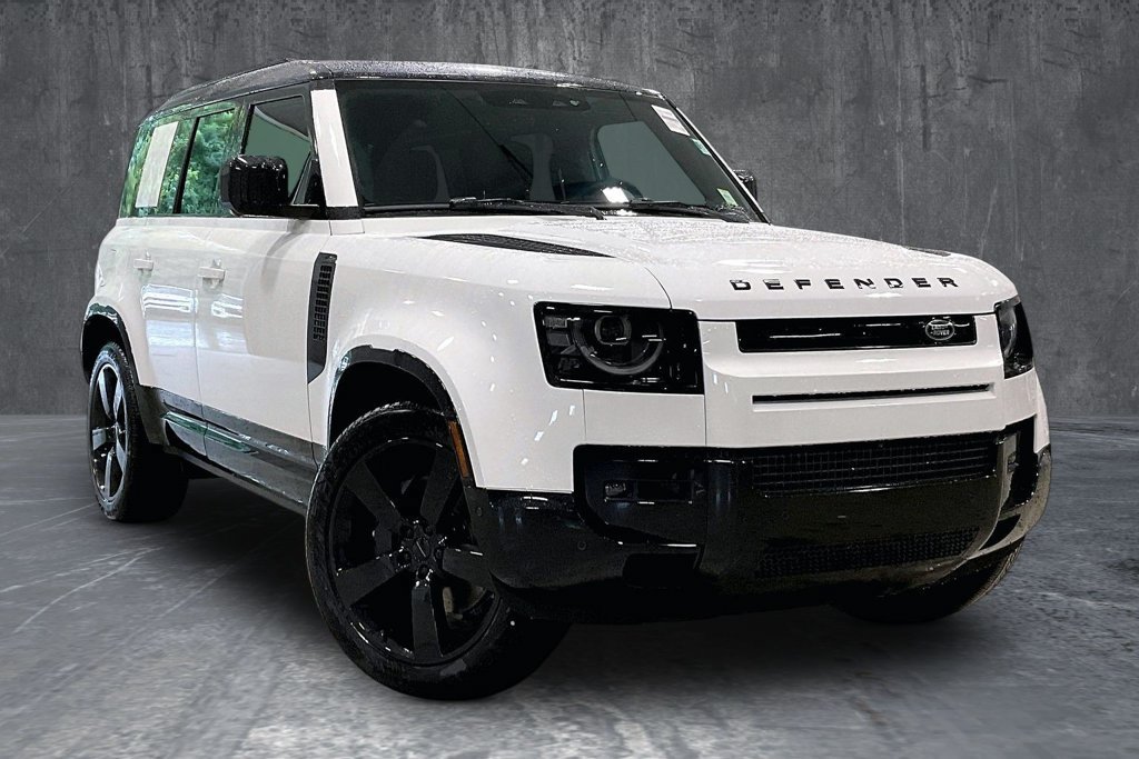 New 2026 Land Rover Defender 110 X-Dynamic SE AWD/4WD image 2