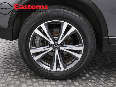 Used 2019 Nissan Rogue SV w/ Premium Package image 33