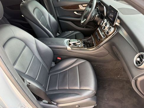 Certified 2018 Mercedes-Benz GLC 300 image 27