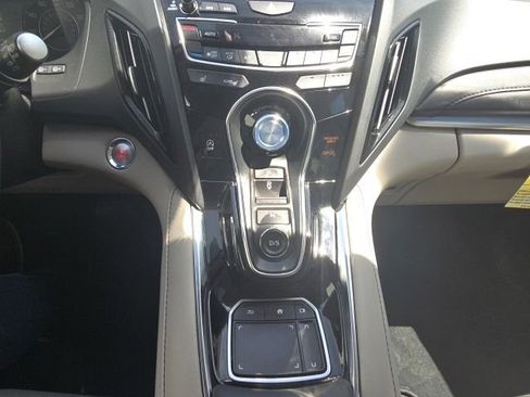 Used 2025 Acura RDX SH-AWD w/ Technology Package image 17