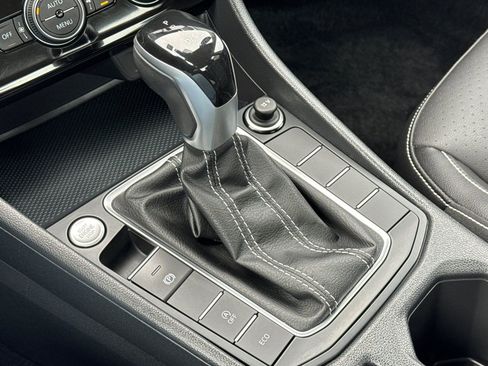 Used 2022 Volkswagen Jetta SE image 20