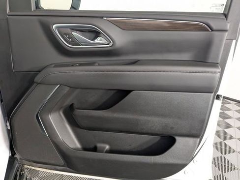 Certified 2023 GMC Yukon XL SLE w/ Gmc Pro Safety Plus Package image 35