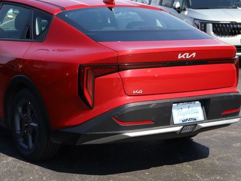 Certified 2025 Kia K4 LXS image 6