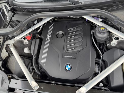 Used 2021 BMW X7 xDrive40i w/ M Sport Package AWD/4WD image 30