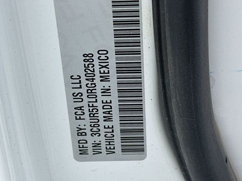 Used 2024 RAM 2500 Laramie w/ Safety Group image 12