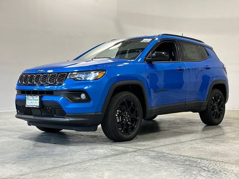 New 2026 Jeep Compass Latitude AWD/4WD image 2