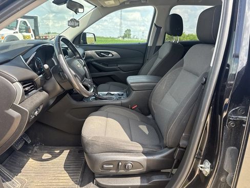 Used 2019 Chevrolet Traverse LT AWD/4WD image 14