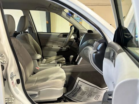Used 2010 Subaru Forester 2.5X image 13