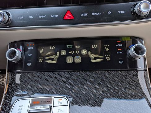 New 2026 Genesis GV70 3.5T Sport Prestige AWD/4WD image 23
